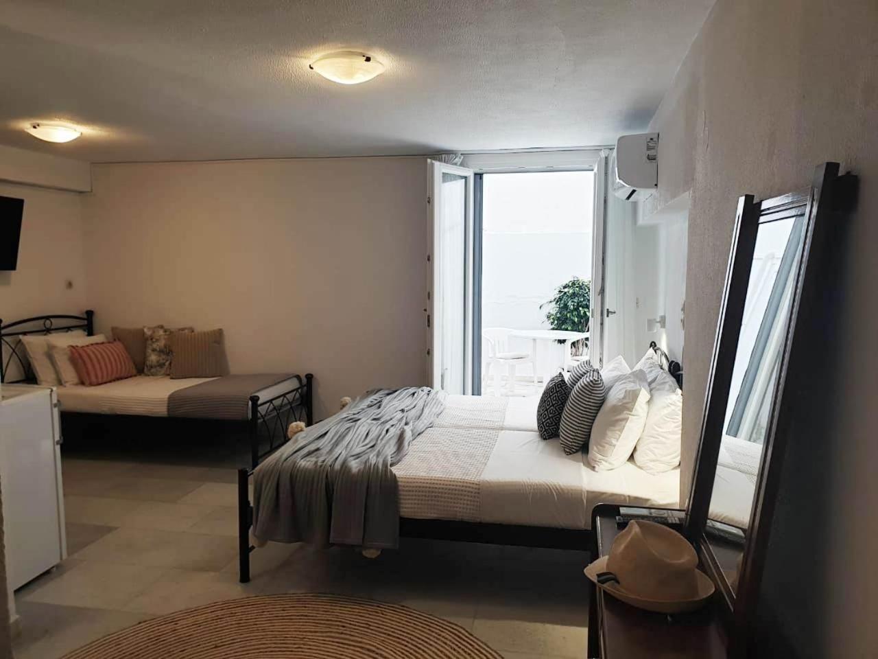Anemos Town Apartment Naxos City Bagian luar foto
