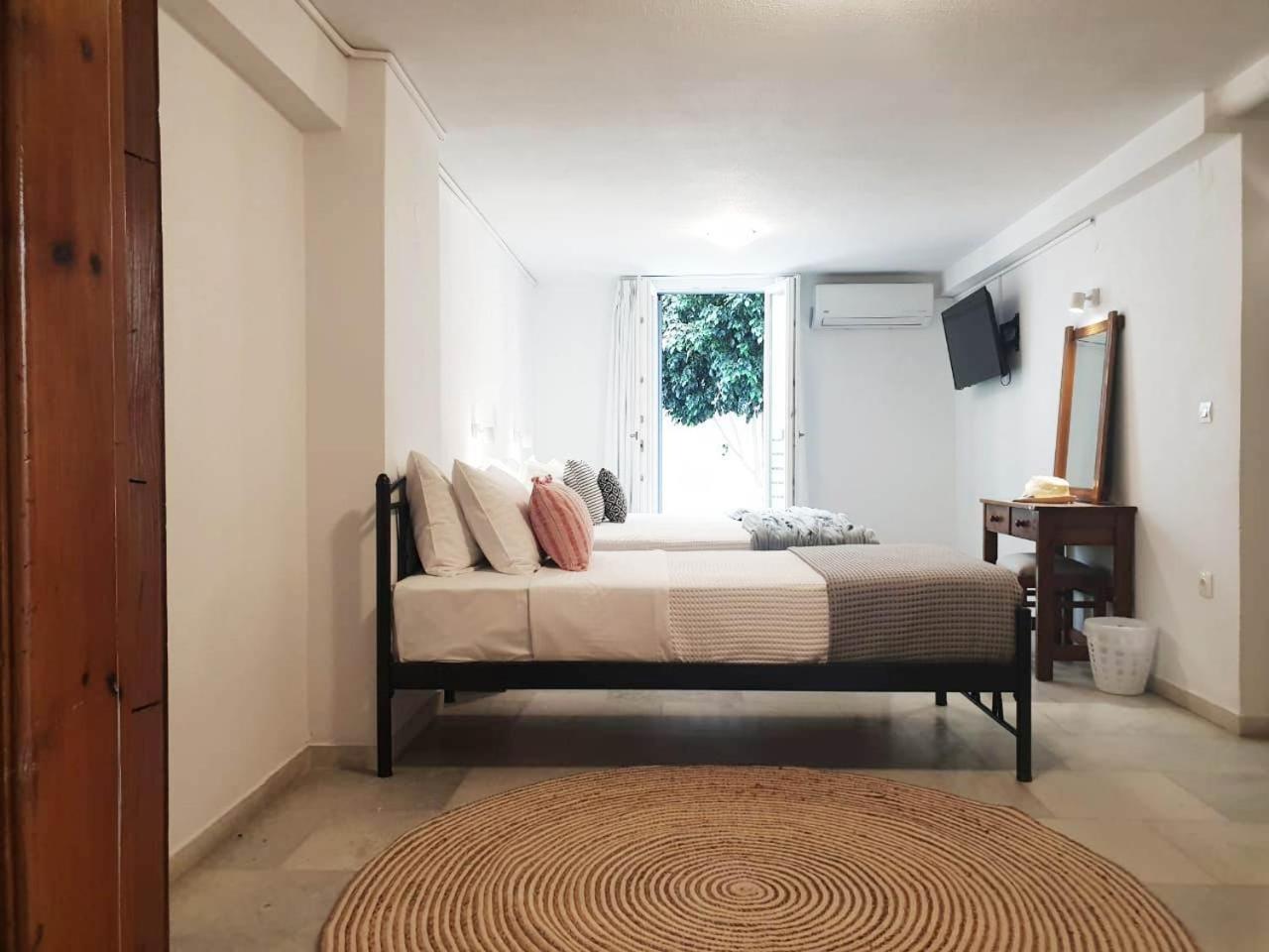 Anemos Town Apartment Naxos City Bagian luar foto