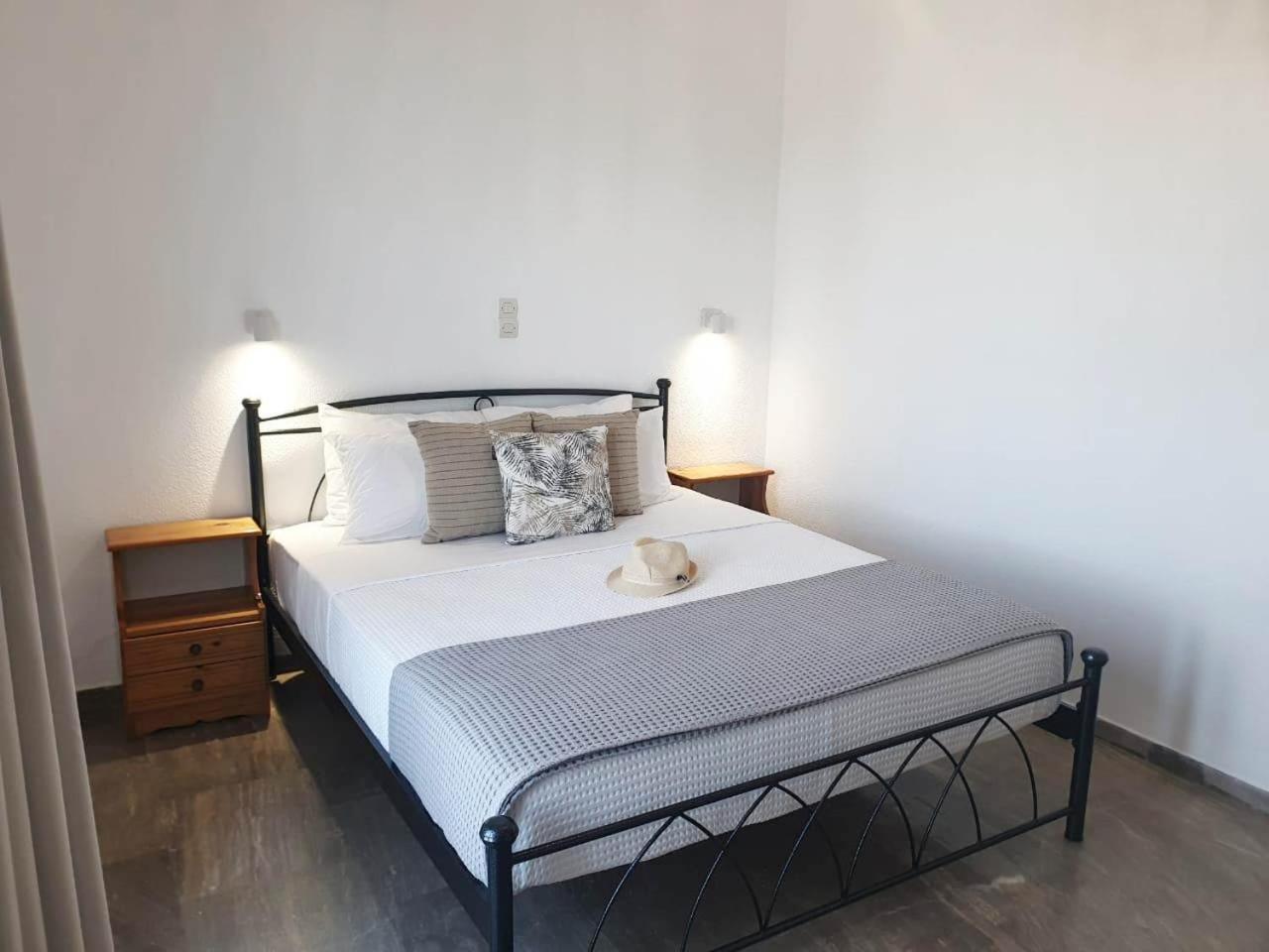 Anemos Town Apartment Naxos City Bagian luar foto