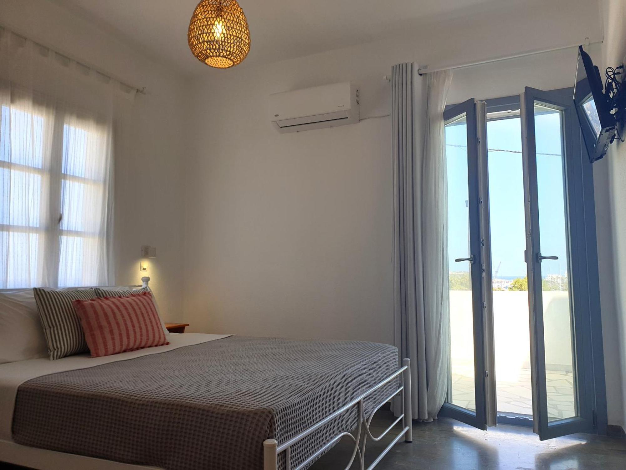Anemos Town Apartment Naxos City Bagian luar foto