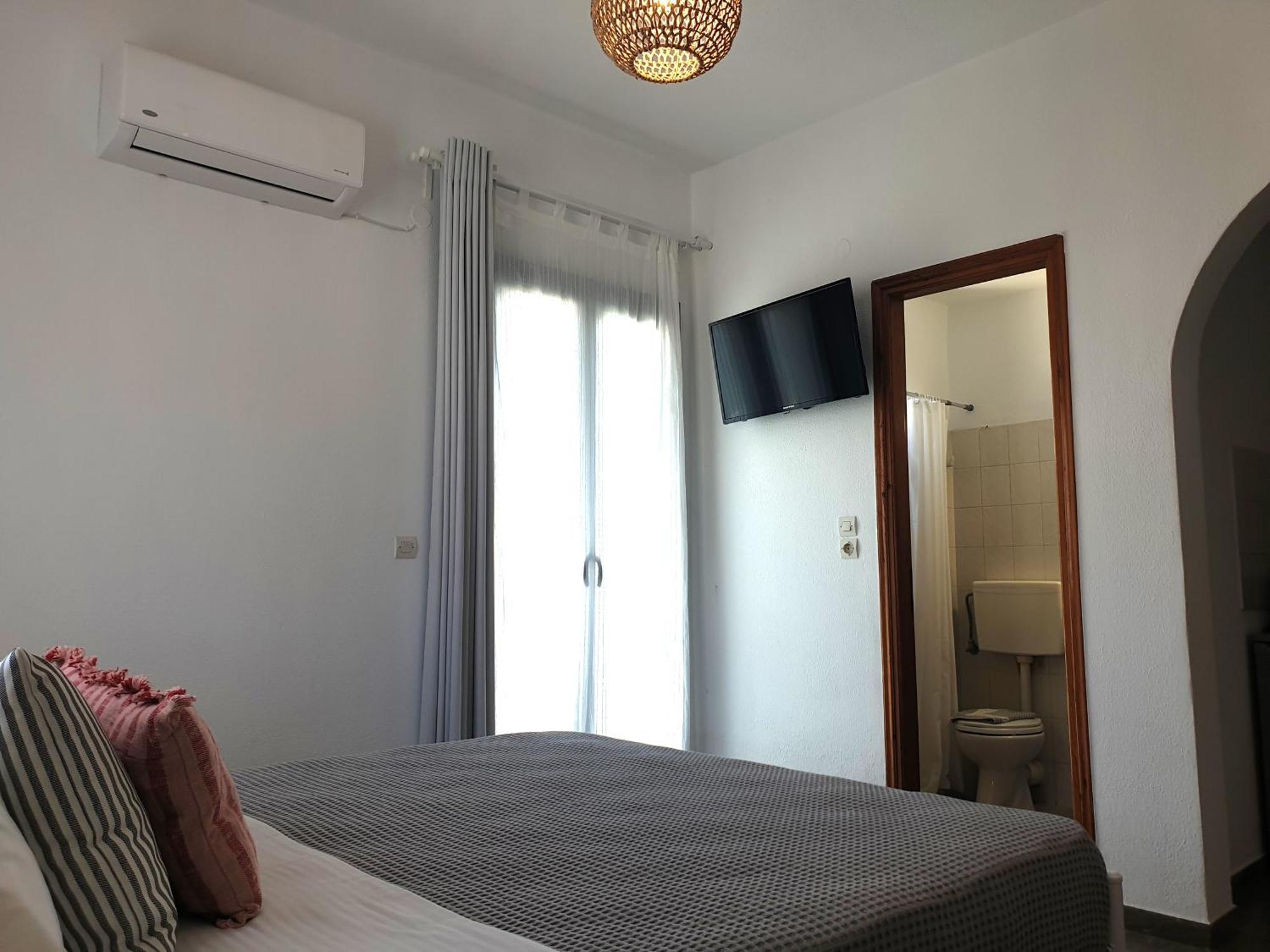Anemos Town Apartment Naxos City Bagian luar foto